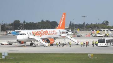 EASYJET AT MALTA